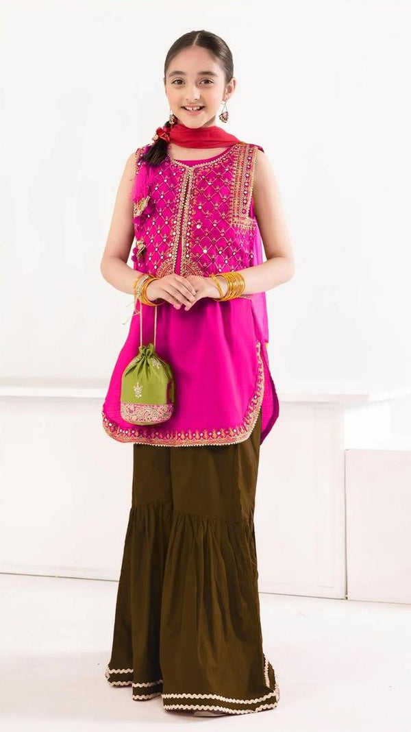 Hussna Embroidered